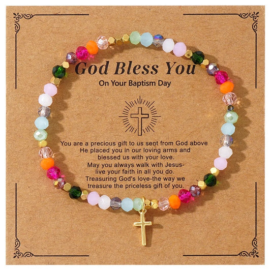 Natural pearl rosary bracelet with Virgin Mary charm and gold stainless steel chain. Elegant spiritual jewelry for women – ideal faith gift.