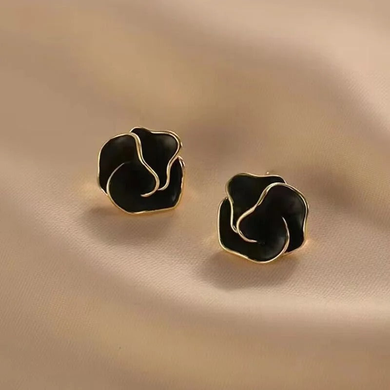 Black Enamel Flower Stud Earrings for Women Folded Unique Design Multi-layers Floral Female Small Earrings 2025New Brincos