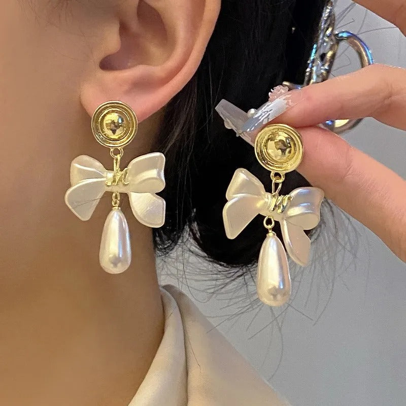 French Style 925 Silver Bow Earrings with Droplet Pearl for Women Jewelry