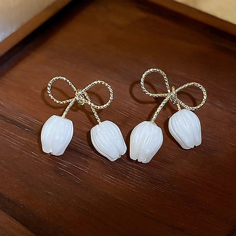 Elegant White Tulip Stud Earrings Women Gold Bowknot Party Jewelry