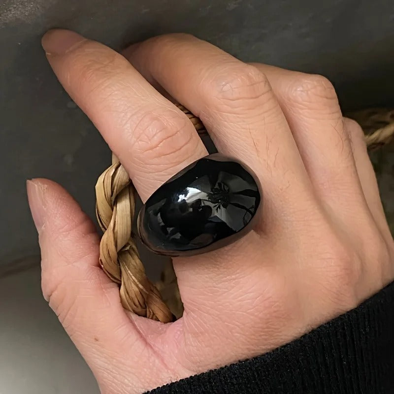 minimalist retro style resin droplet ring, Gothic style stacked wide face ring suitable for daily banquets