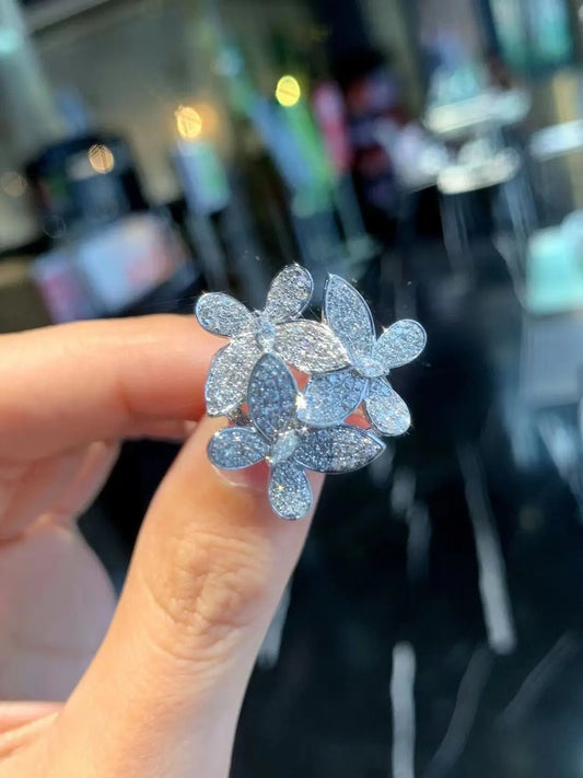 New Jewelry Flower White Zircon Ring Female 925 Stamp Exquisite Three Sun Flower Ring Birthday Party Jewelry Gift