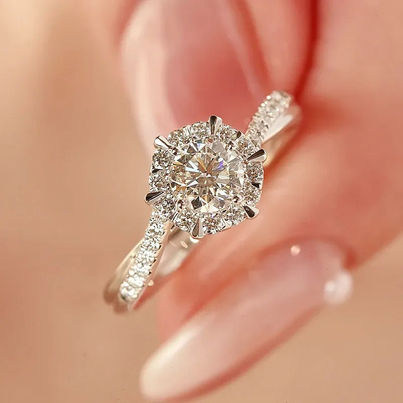 Eternity Wedding Trend Women Rings with Brilliant Cubic Zirconia Temperament Elegant Lady Rings Engagement Band Jewelry