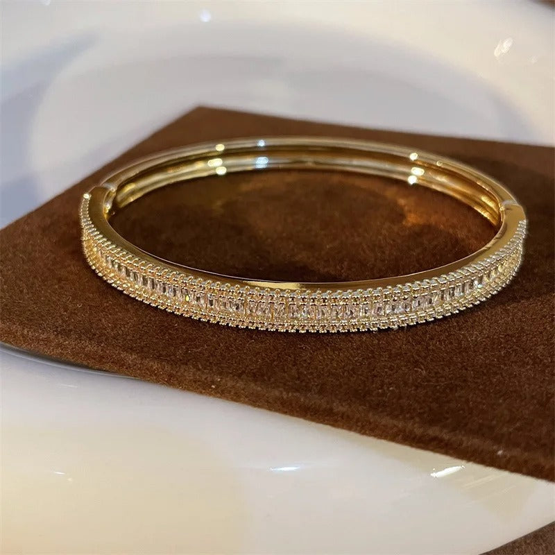 Summer Fashion Premium Feel Slightly Inlaid with Rhinestone Bracelets Light Luxury Open Gold Bracelet
