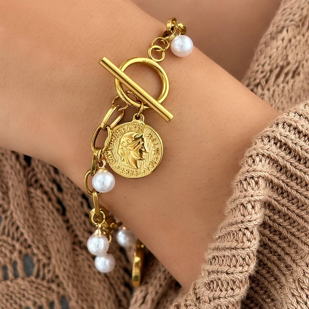 Stainless Steel Bracelets Head White Imitation Pearl Queen's Pendant Chain Ornate Fine Bracelet For Women Jewelry Ornate