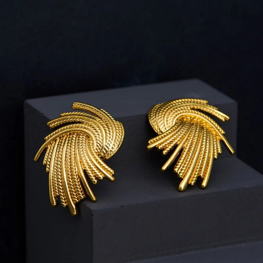 Gold Irregular Metal Twist Clip Earrings Punk Drop Earrings Women