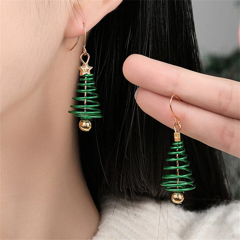 Fashion Christmas Tree Shaped Earrings For Women Cute Trendy Star Pattern Piercing Eardrop Jewelry Accessories New Year Gifts