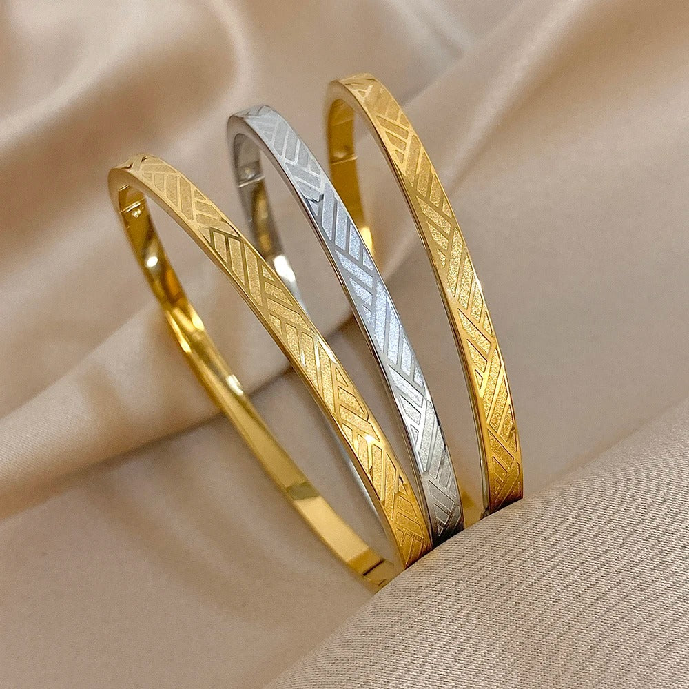 Geometric Textured Stainless Steel Bracelet for Women Two Tone Stacked Wristband Bangle Bracelets Waterproof Jewelry