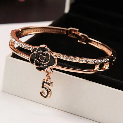 2025 Fashion bangle Vintage Summer Woman Number 5 Bracelets Luxury Jewelry