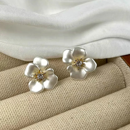 S925 Sterling Silver Vintage Flower Zircon Stud Earrings for Women Retro Sanding Elegant Fine Jewelry Accessories