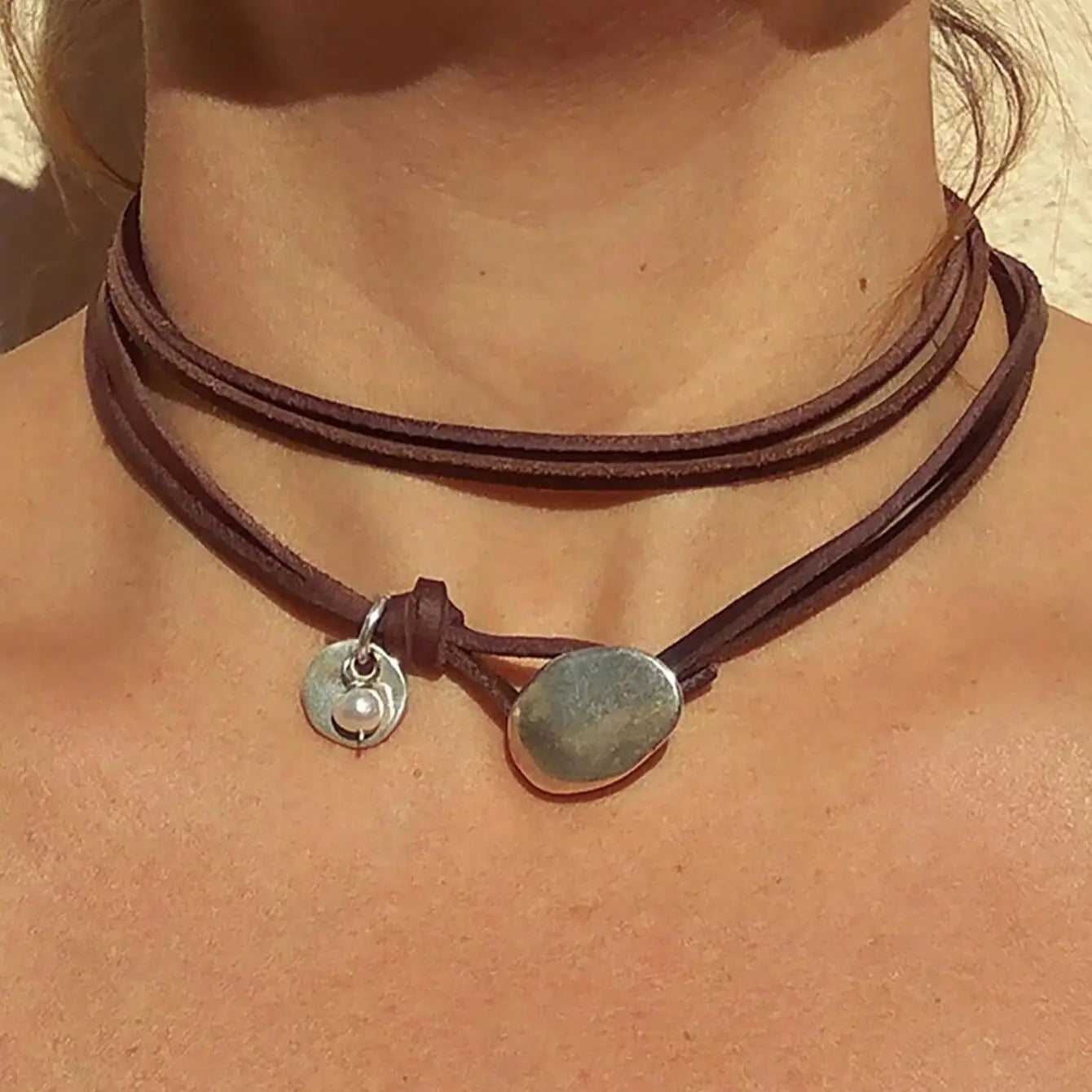 1Pc Retro Round Brand Simple Bohemian Style Leather Rope Metal Imitation Pearl Brown Silver Color Necklace Woman Party Daily