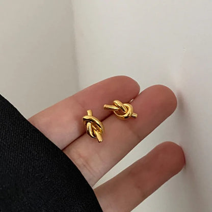 Luxury Knotted Stud Earrings Trendy Twist Design for Women