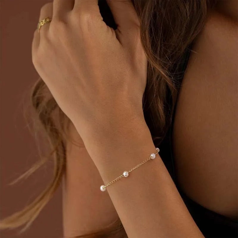 New Simple Imitation Pearl Chain Bracelet for Women Fashion Temperament Gold Color Chain Bracelets Party Hand Ornament Jewelry