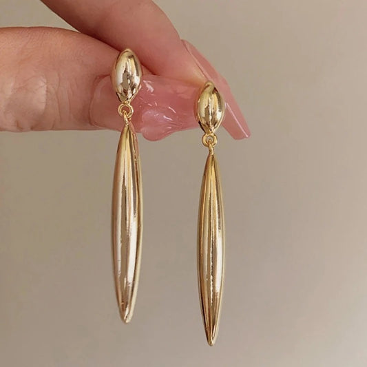 Vintage Golden Drop Earrings for Women Long Water Dangle Jewelry