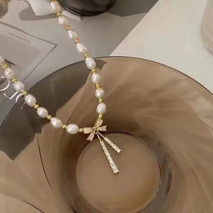 Elegant Pearl Necklace for Women Minimalist Luxury Clavicle Chain