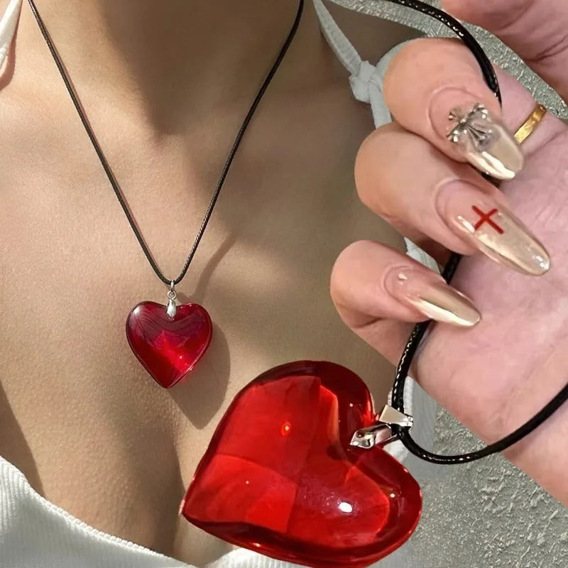 Vintage Heart Crystal Necklace Women Artistic Red Crystal Pendant Girl Lightweight Cute PU Rope Choker Chain Jewelry Accessories