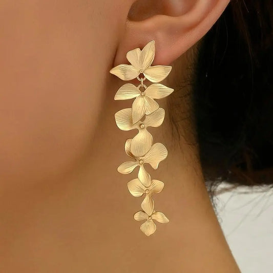 Vintage Gold Leaf Flower Long Threader Earrings Elegant Drop Jewelry Gift for Women
