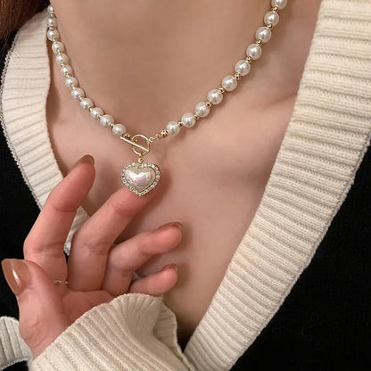 Elegant Pearl Necklace For Women Heart Pendant Necklaces Luxury Imitation Pearls Chain Necklaces Jewelry Girls Gifts
