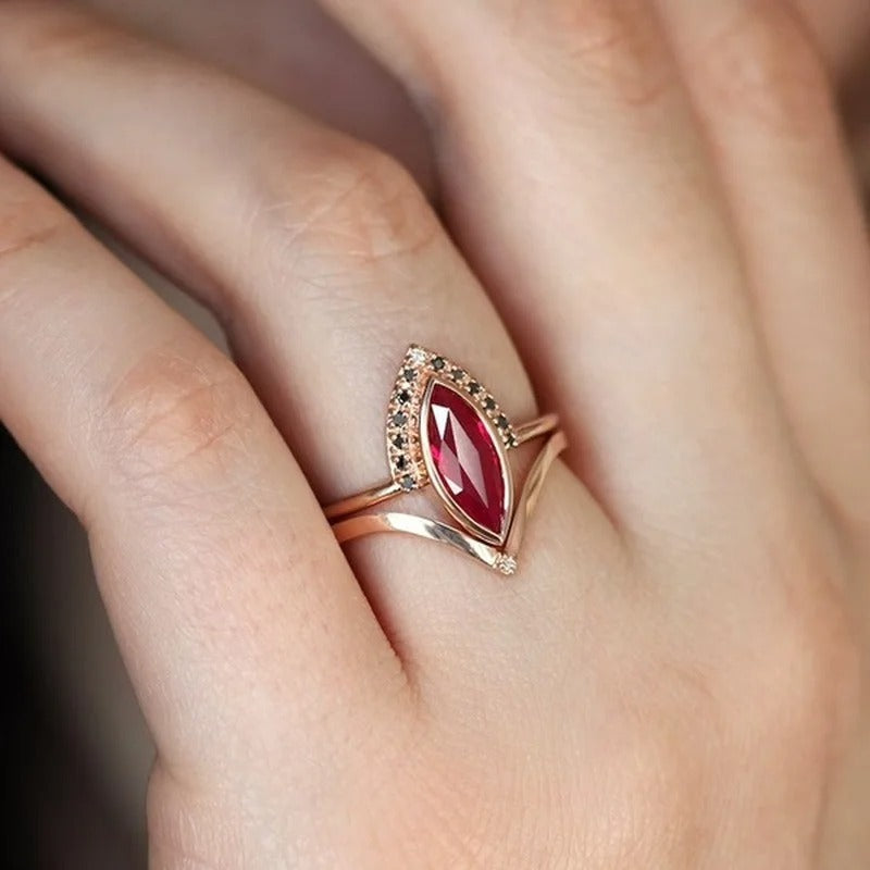 Fashion Red Zircon Stones Rose Gold Color Rings for Women Classic Metal Bridal Wedding Rings Set Jewelry