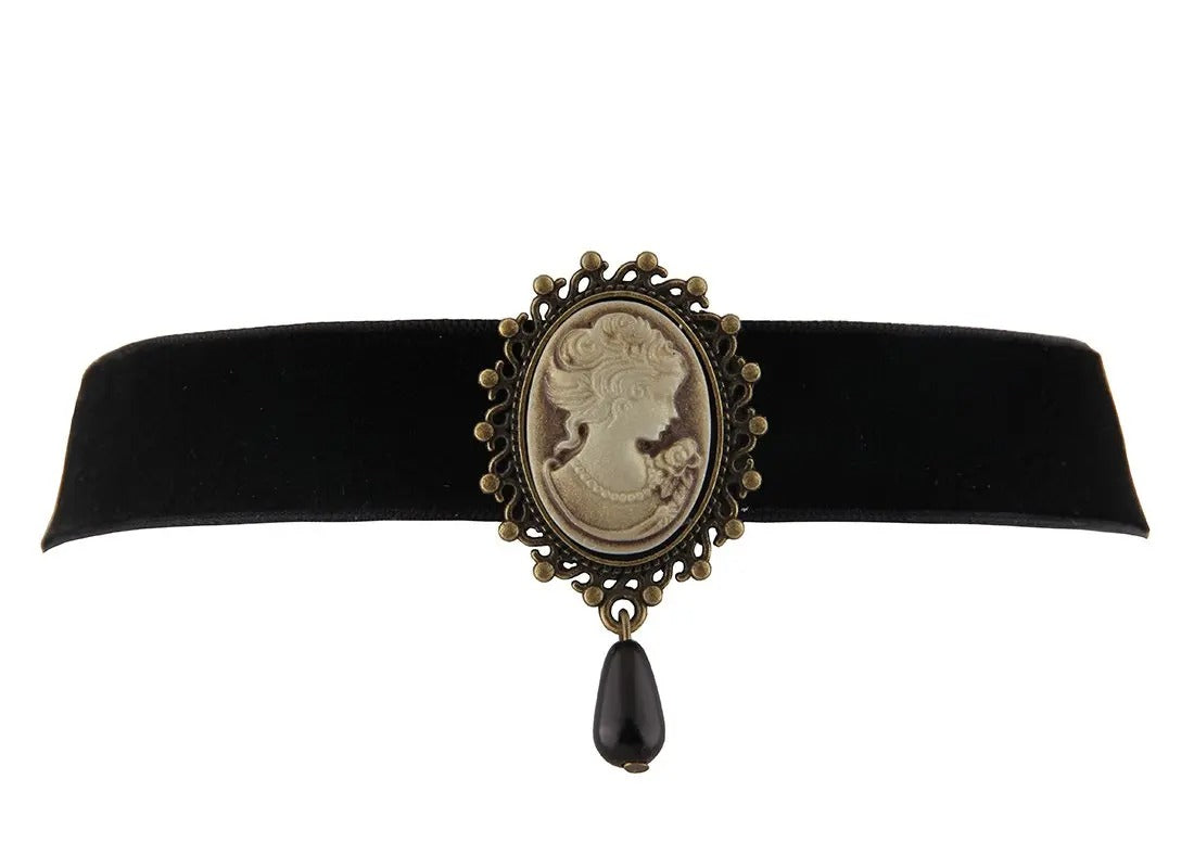 Gothic Retro Black Victorian Cameo Choker Pearl Bead Velvet Pendent Necklace for Women and Girls