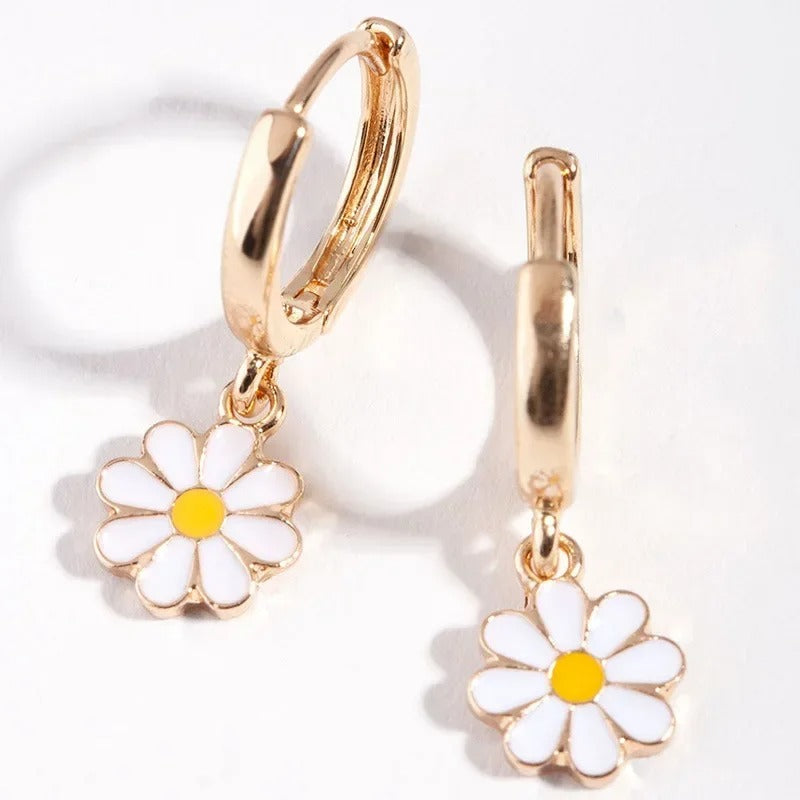 Gold Daisy Sunflower Hoop Earrings – Elegant Dangle Hoops for Women, Everyday & Bridesmaid Jewelry 🌼✨