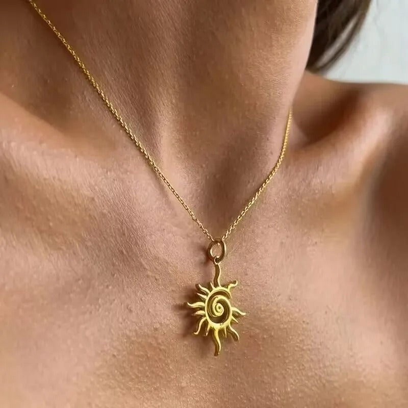 Vintage Gold Silver Plated Whirlpool Sun Necklace For Women Irregular Geometric Pendants Necklaces Jewelry
