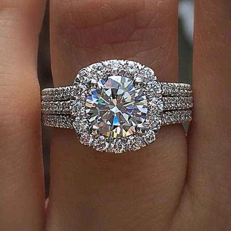 Luxury Silver Color Engagement Wedding Rings for Women Elegant Cushion Shaped Design Zircon Stone Ring Fashion Party Jewelry