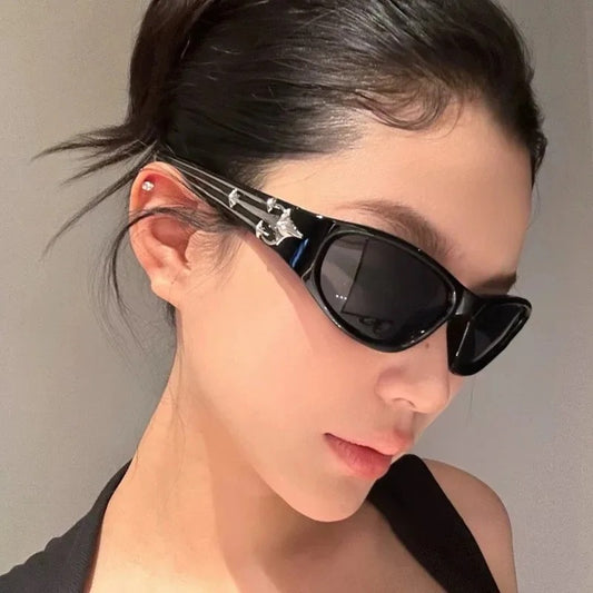 Y2K Cat Eye Sunglasses with Punk Star Rivets UV400