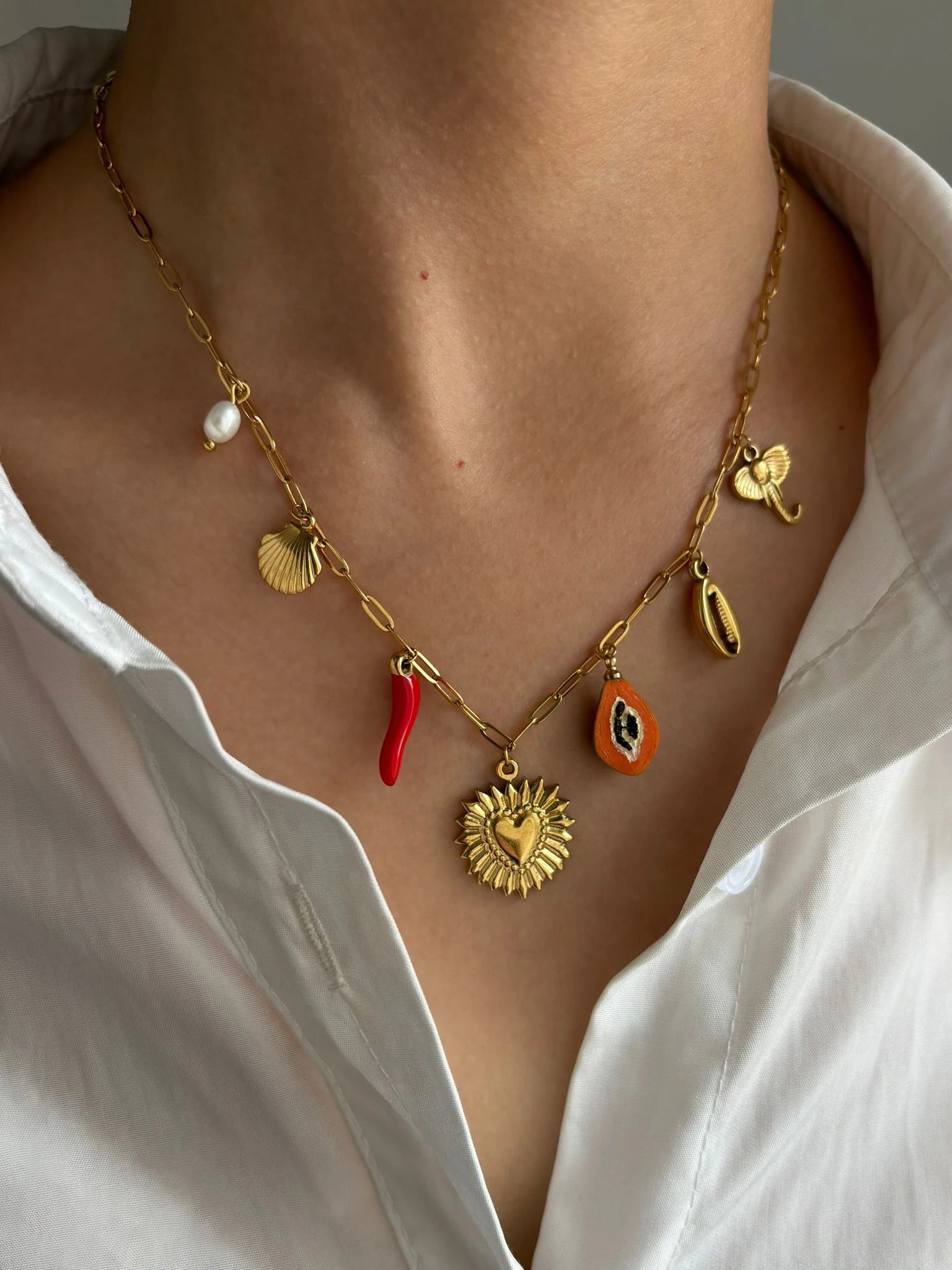 Peri'sbox Boho 18K Gold Plated Freshwater Pearl Red Enamel Pepper Shell Heart Pendant Necklace Women Beach Party Gift Waterproof
