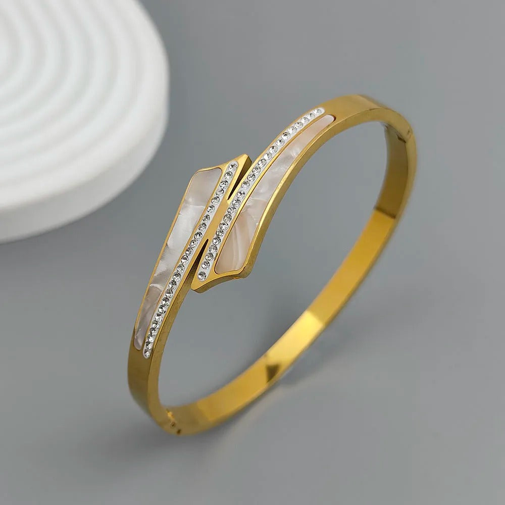 Cross Zircon White Shell Gold Plated Bracelet Stainless Steel