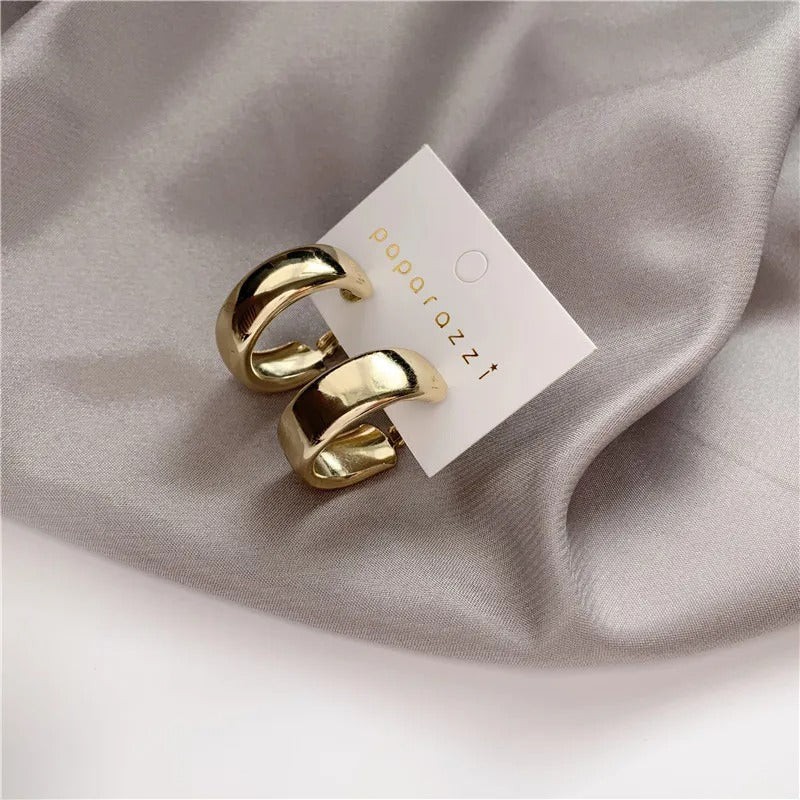 2025 Korean New Simple Temperament Circle Pearl Earrings Fashion Small Versatile Earrings Women's Jewelry