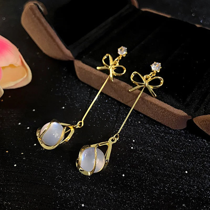 Fashion Round Opal Bead Dangle Earrings for Women Party Rhinestones Hollow Out Bow Knot Drop Earrings Golden Party Long Jewelry