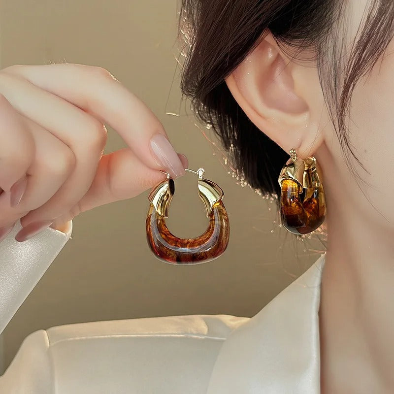 Retro Brown Resin U-Shaped Hoop Earrings for Women Simple Metal Jewelry Gift