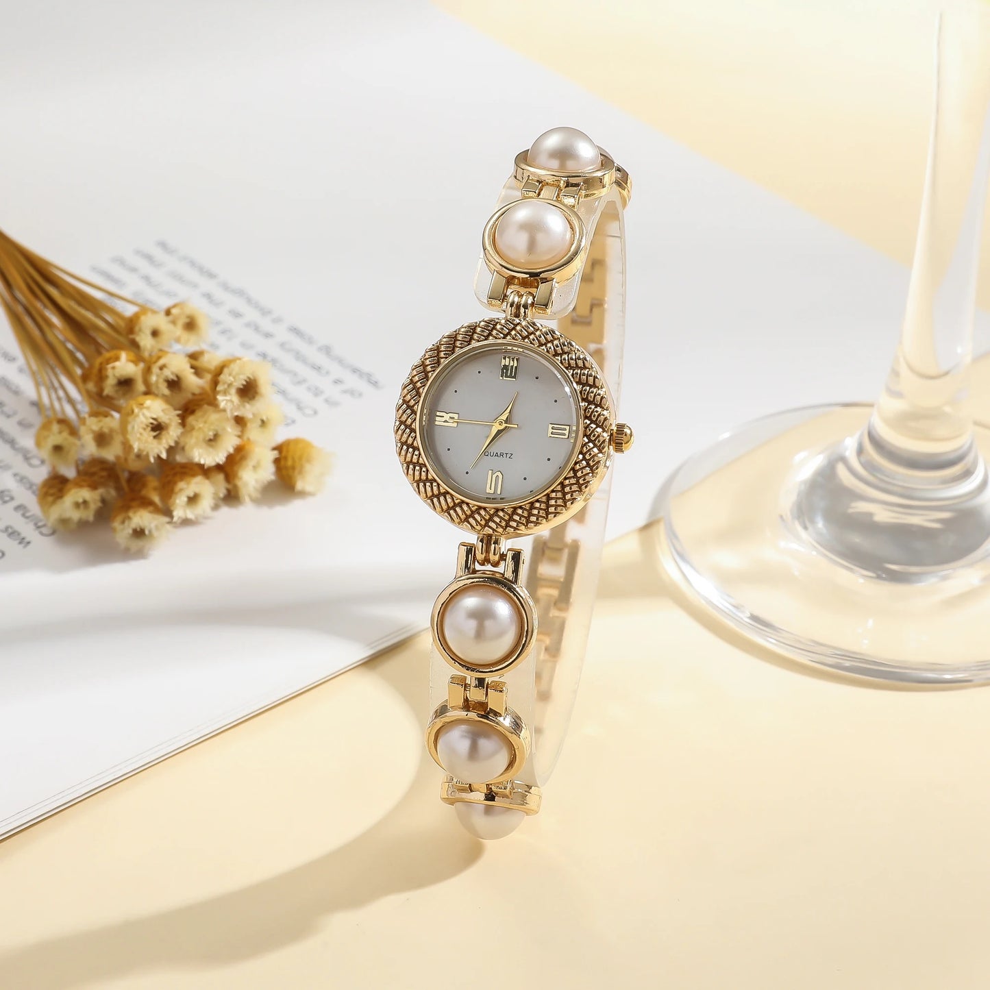 Luxury Women’s Pearl Steel Strap Quartz Watch Small Dial with Diamond Dot Hour Markers