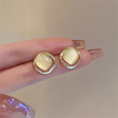 Simple Gold Cat Eye Stone Earrings Trendy Geometric Jewelry for Women