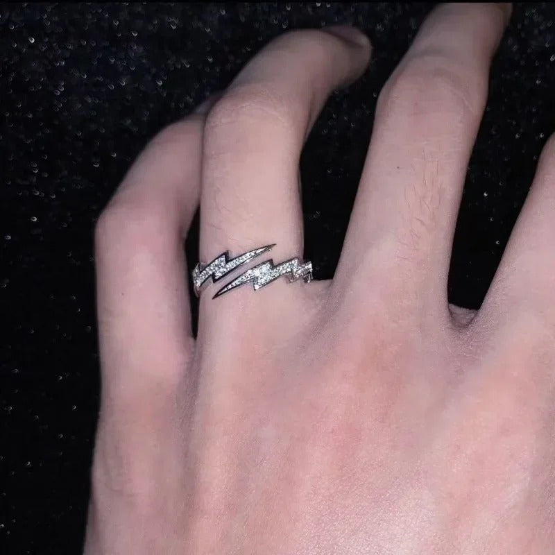 Trendy EKG Irregular Silver Lightning Finger Ring Unisex