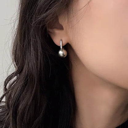 Women's Light Luxury Grey Pearl Earrings Fashion Party Daily Jewelry