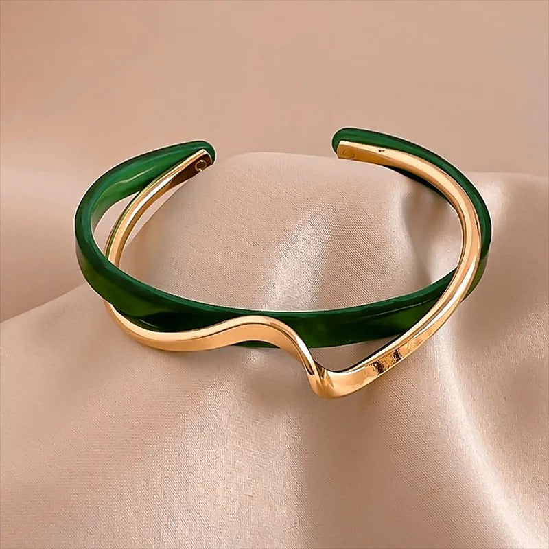 White Acrylic Bracelets Board Bend Metal Bangles Women Hand Bracelets Geometric C- shaped Opening Bracelets Jewelry Gifts