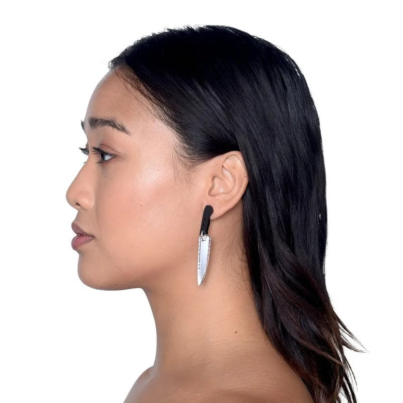 New Halloween Jewelry Silver Color Mirror Acrylic Knife Drop Earrings for Womens Mens Fashion Accessories