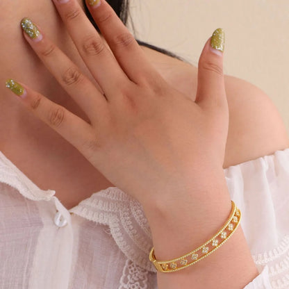 South Korea Simple Flower Bracelet Women Elegant Fashion Jewelry