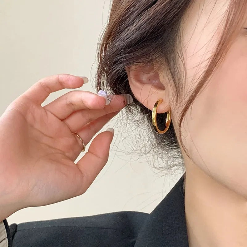 Classic Simple Round Hoop Earrings Women Circle Shiny Jewelry