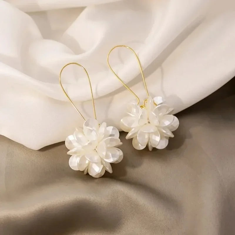 Women's Pearl Petal Ball Earrings Fashion Trend Long Flower Ball Earrings  Ear Buckle Party Holiday Jewelry Gifts