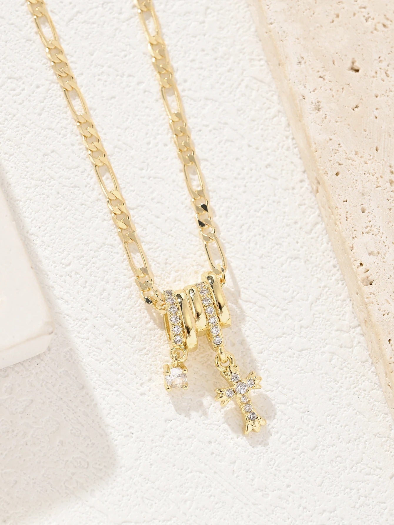 Light Luxury Five Rings Zircon Cross Star Pendant Necklace, Women's Personality Simple and Elegant Special Jewelry Gift