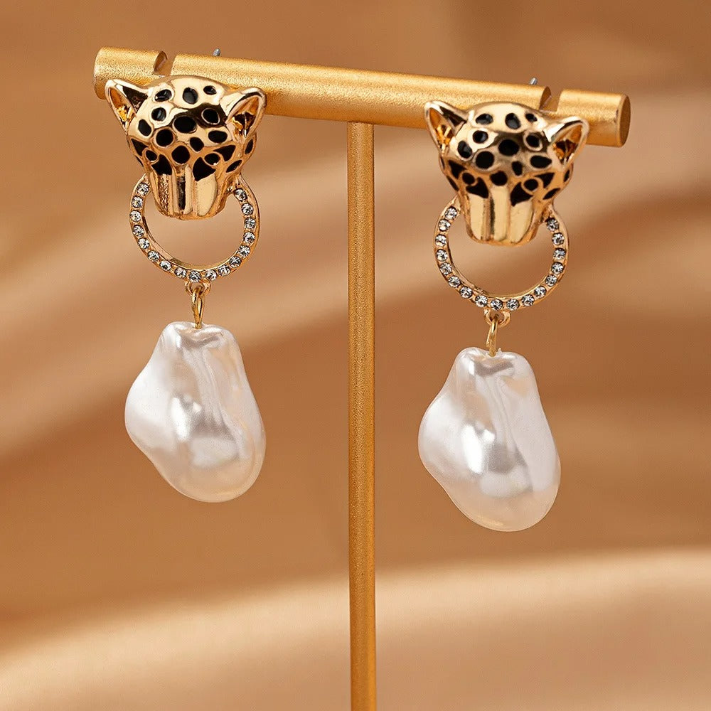 Lion Head Pearl Dangle Earrings for Women Fashion Jewelry Gift