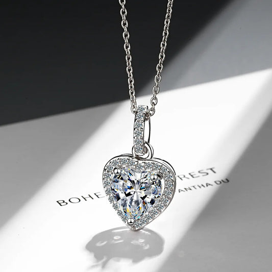 Silver Zircon Heart Pendant Necklaces For Women Luxury Designer Jewelry Gift Female Jewelry Trend 2025