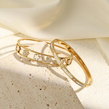 Romantic Flower Bracelet for Women Summer Travel Fashion Accessory