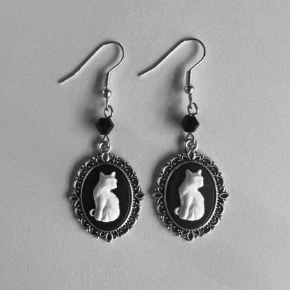 Exquisite Geometry Round Cat Earrings Women Silver Party Dangle