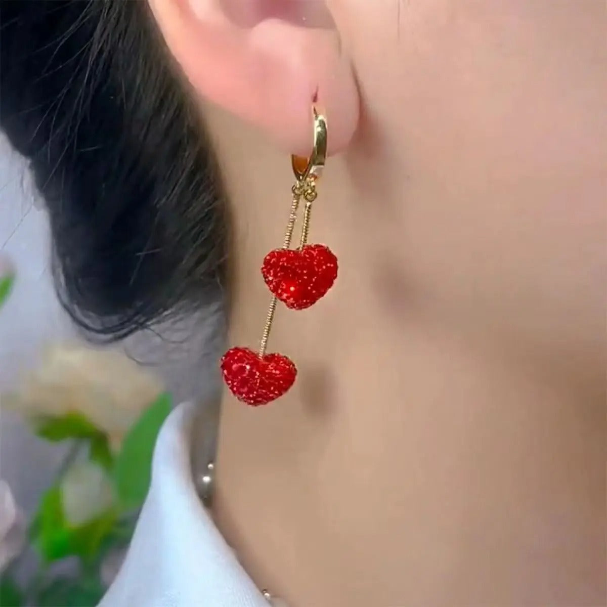 2 Pcs Exquisite Red Heart Sweet Cute Personality Zircon Gold Color Dangle Earrings Women Daily Party Gift Jewelry