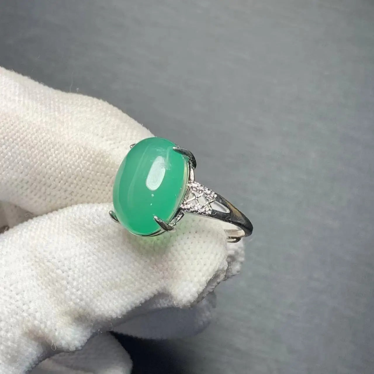 Vintage Natural Chalcedony Ring For Women Stainless Steel Simple Fine Jewelry Stone Gemstone Classic Style