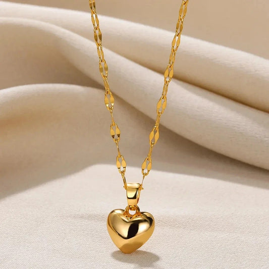 Stainless Steel Love Heart Necklace For Women 2025 New Trendy Lip Chain Simple Luxury Love Pendant Necklace Jewelry Gift